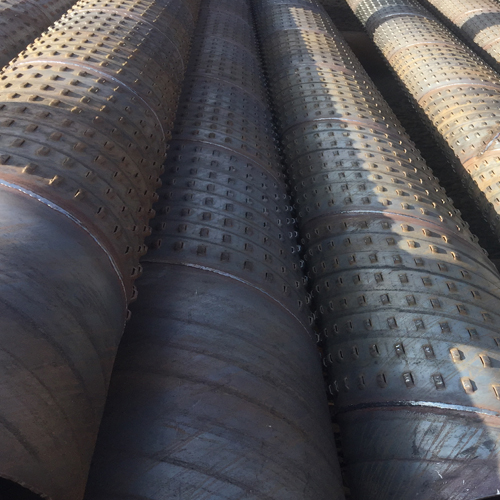 九江孔式滤水管的材质选择